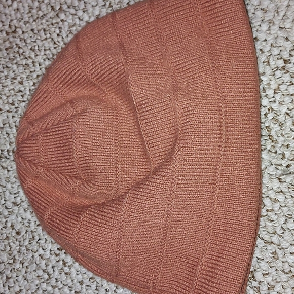 BURTON fleece lined skull type knit cap - Picture 6 of 6